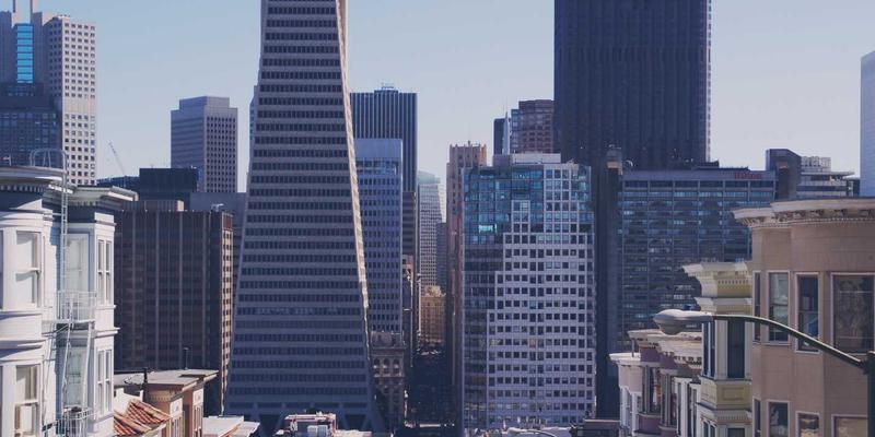 多因子模型股票筛选器实战：如何科学分配与优化价值、质量、动量因子权重