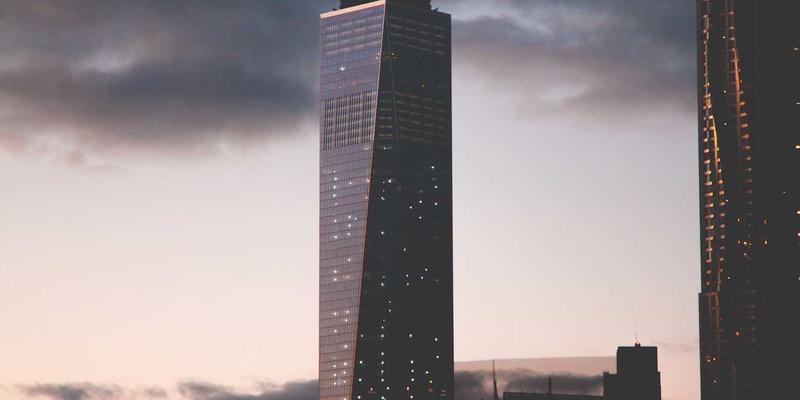 小市值股票专用筛选器开发指南：如何用智能选股工具平衡高成长潜力与流动性风险