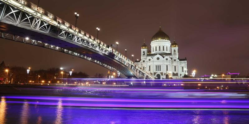 投资策略新维度：基于产业链传导逻辑的股票筛选器，如何自上而下挖掘景气度扩散机会